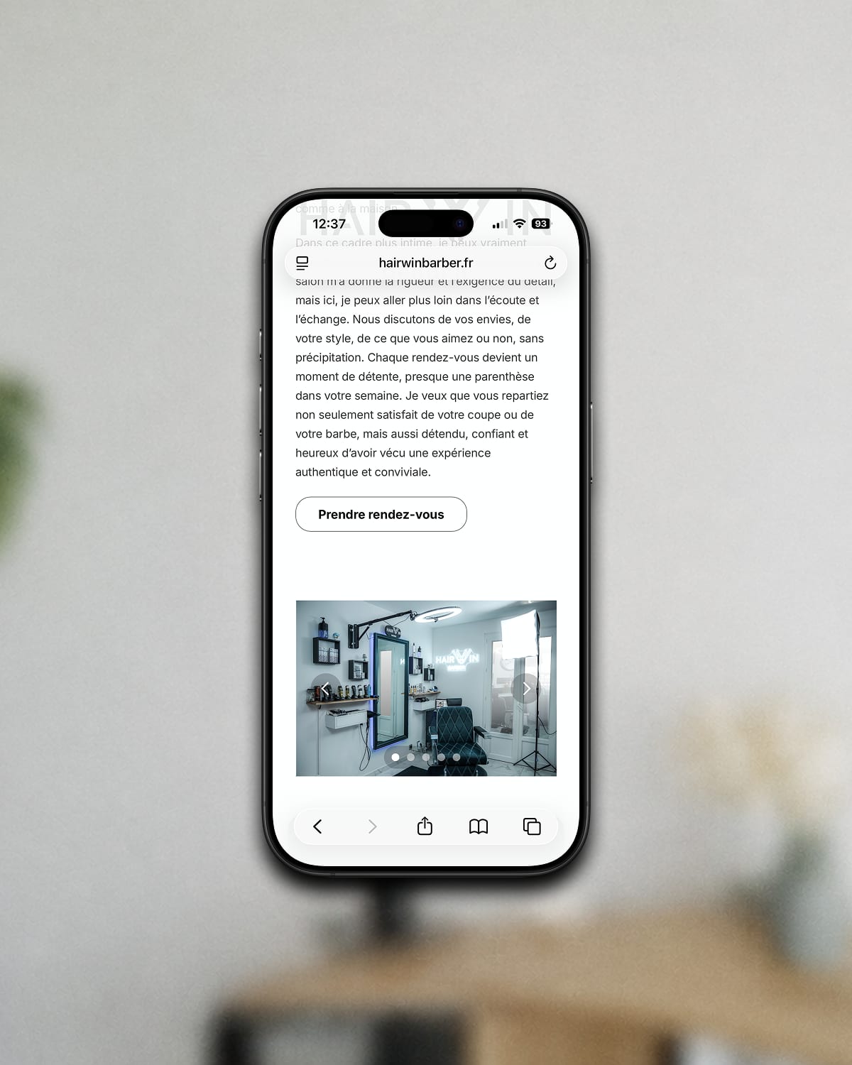 Visuel 3, Hairwin Barber